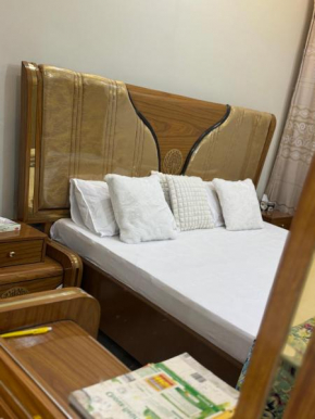 Lovely 2 Bedroom Furnished Apartments